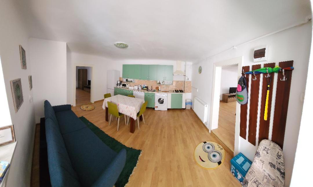 Smile Apartments 시기쇼아라 외부 사진